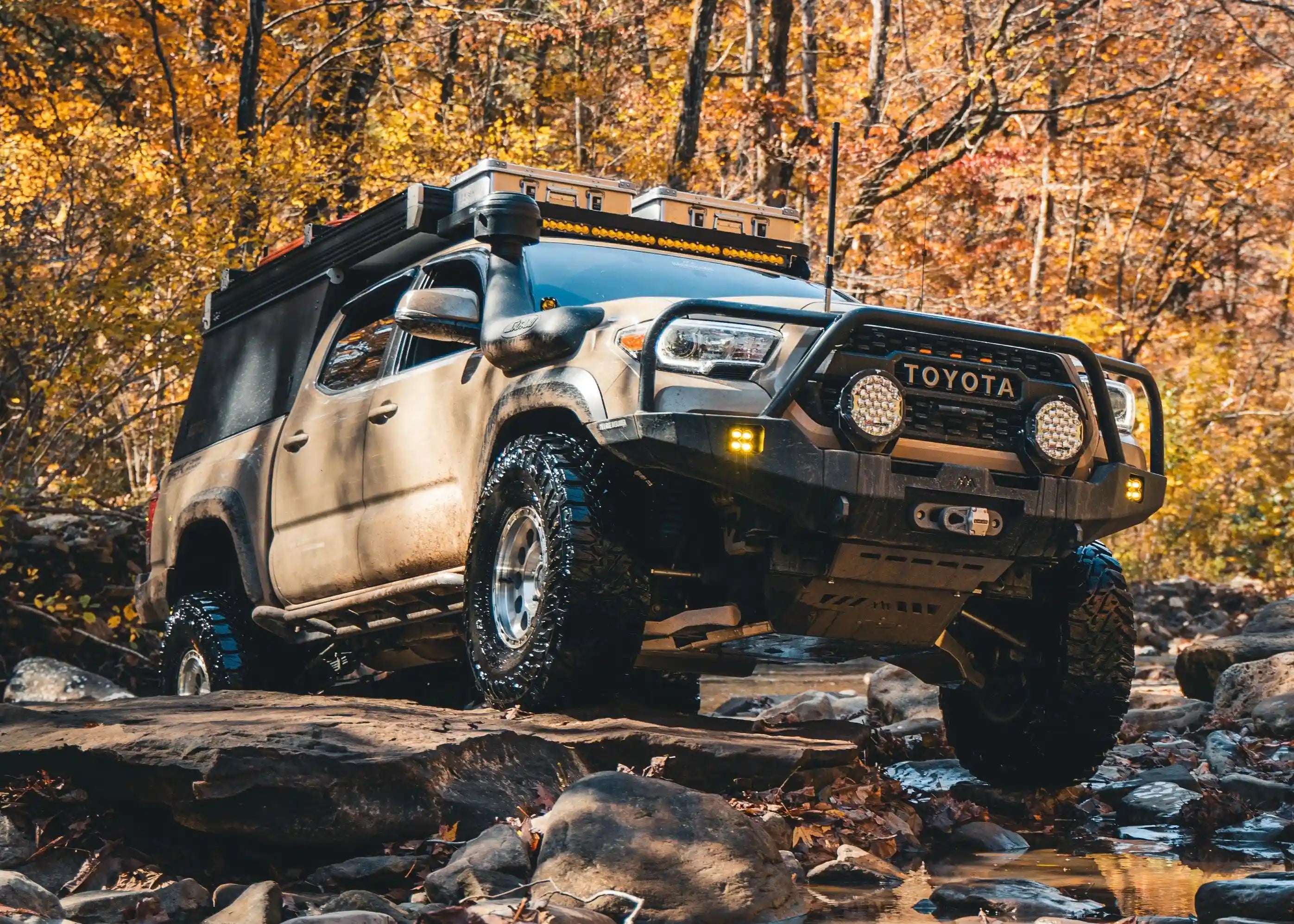 Hi-Lite Overland Toyota Tacoma Front Bumper 3rd Gen (2016-2023) [Bull Bar]