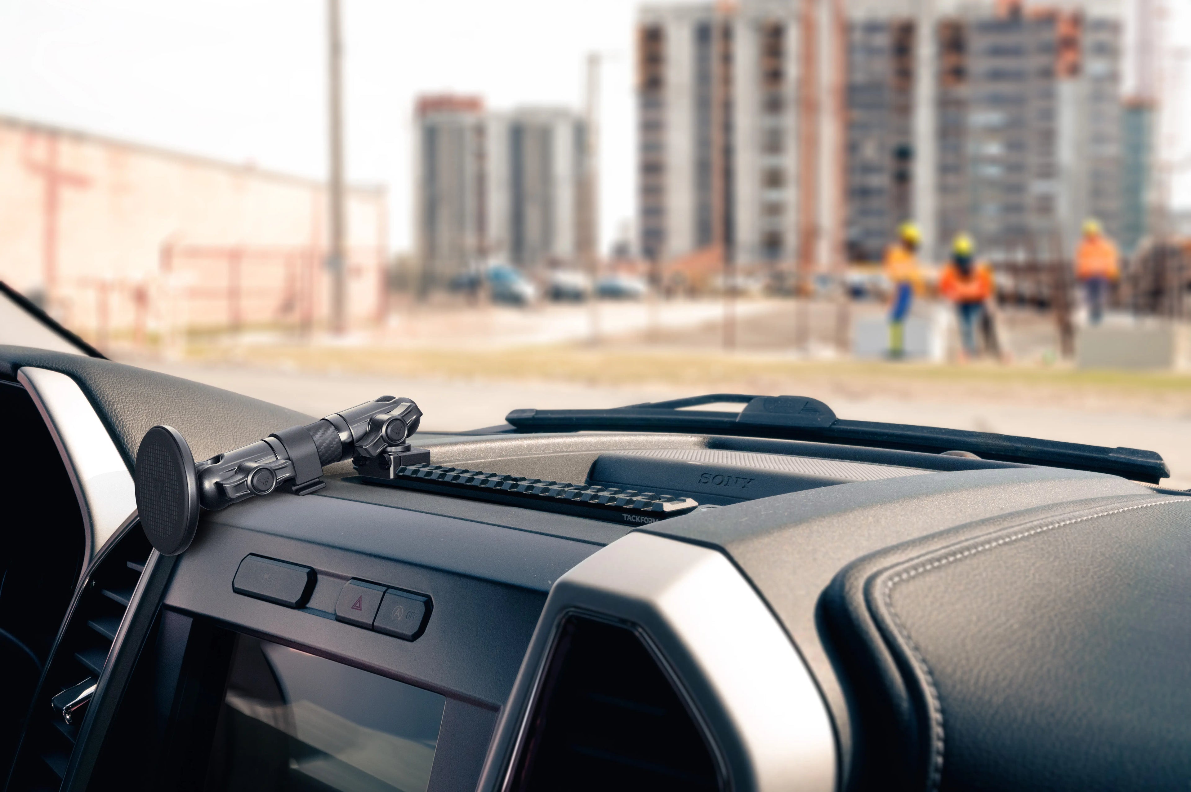 Build Your Own TRAXX™ - Assault Track Picatinny Dash Bracket | ‘15-‘20 Ford F-150, ‘17-‘22 Super Duty, ‘18-‘21 Expedition (See Compatibility Info For Year/Trim Details)