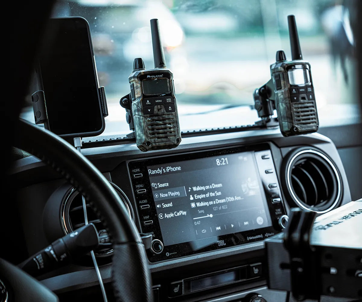 TRAXX™ - Assault Track Picatinny Dash Bracket With 20LITE Phone Holder & Midland Magnetic CB Radio Mic Holder | 2016 - 2023 Toyota Tacoma