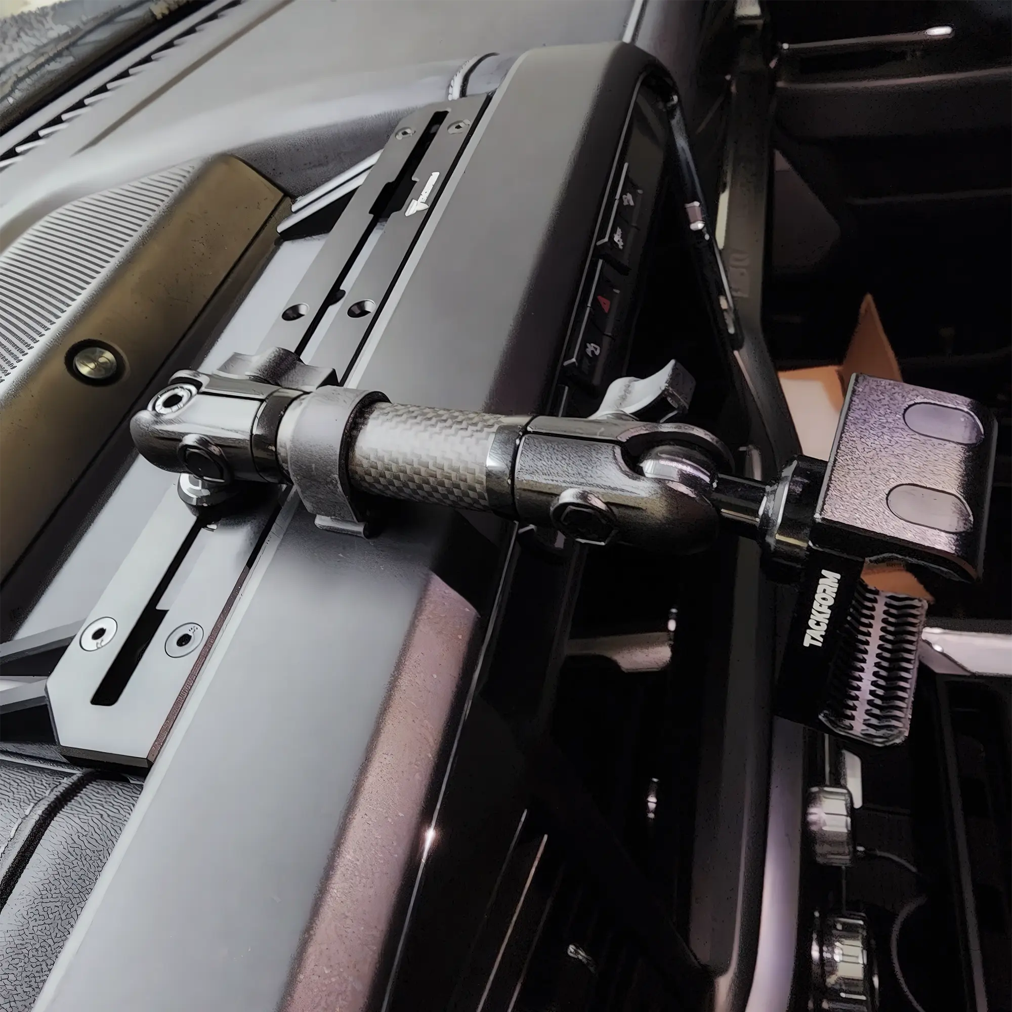 TRAXX™ - Slim Track Dash Bracket With Tablet Mount | 2023-2026 Ford Super Duty (F-250 Through F-600)