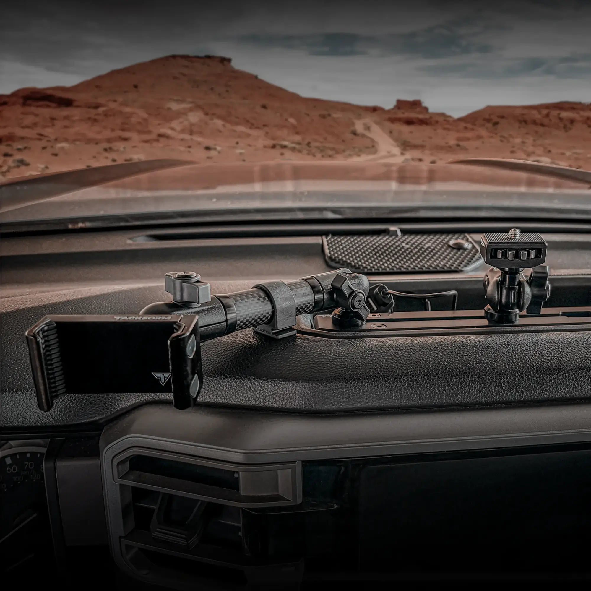 TRAXX™ - Slim Track Dash Bracket With 20LITE Phone Mount | 2022+ Toyota Tundra & 2023+ Toyota Sequoia