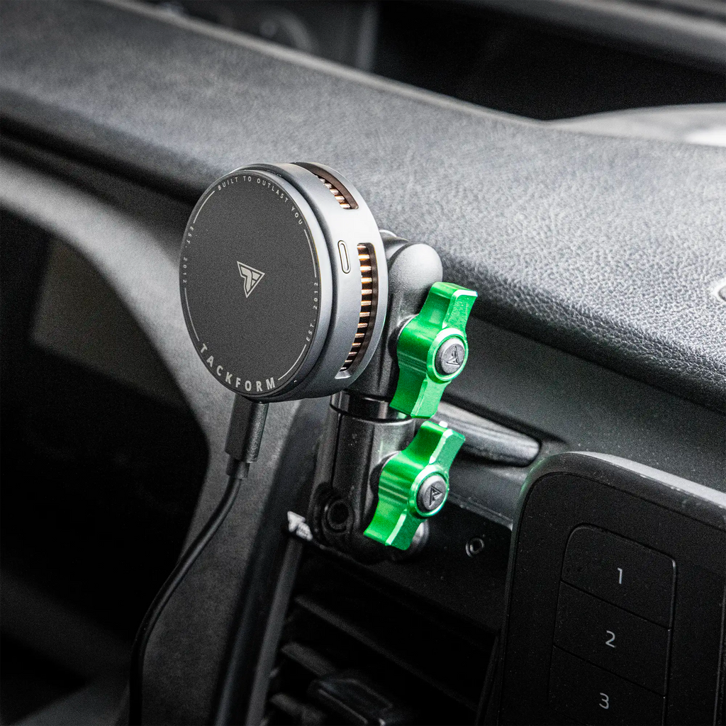 LINK™ Vent Mount Bracket With Qi2/MagSafe Charging and Cooling Phone Holder | 3.5" Arm | 2020+ Ford Transit (Not Compatible With Transit Connect)