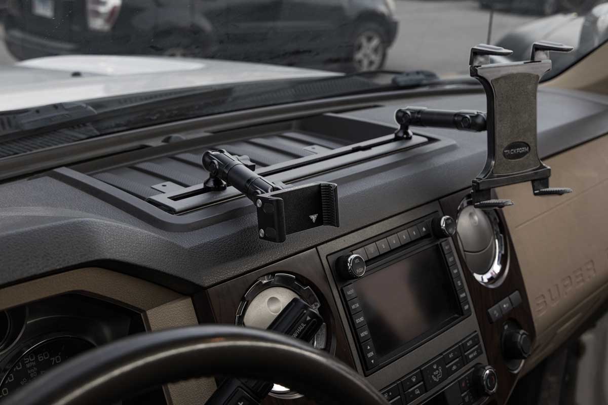 TRAXX™ - Fast Track Dash Bracket With Tablet Mount | 2008-2016 Ford Super Duty, 2011-2025 F-650 & F-750 (See Compatibility Info For Year/Trim Details)